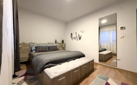 Apartament 3 camere, 57mp utili, semi-decomandat - Soarelui