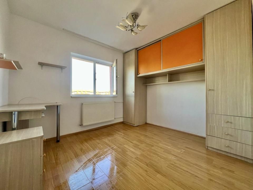 Apartament 2 camere, etaj 4/5, decomandat, 48 mp, zona Lipovei – fotografia 3 din 10