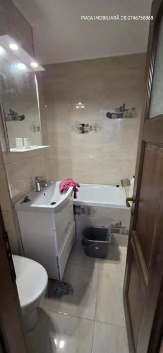 Apartament 3 Camere Decomandat, Etaj 1, Renovat complet, totul nou - Micro 6 – fotografia 9 din 11
