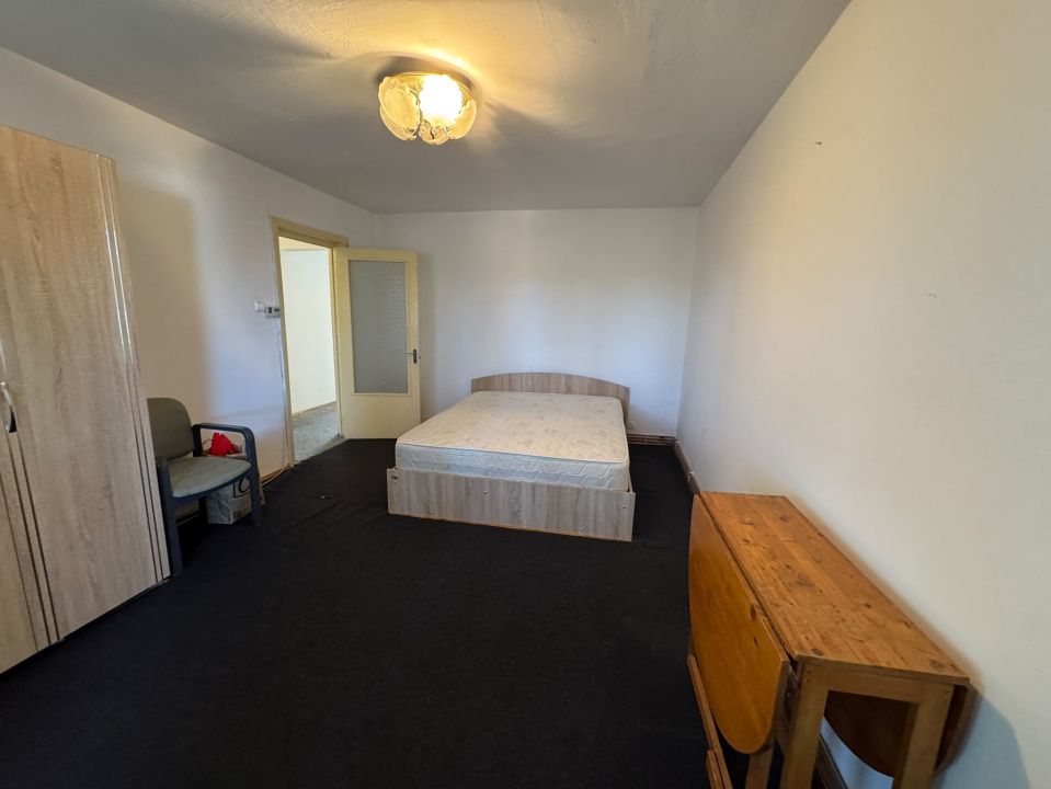 Închiriere apart. cu 3 camere mobilate, zona Cipariu – fotografia 5 din 9