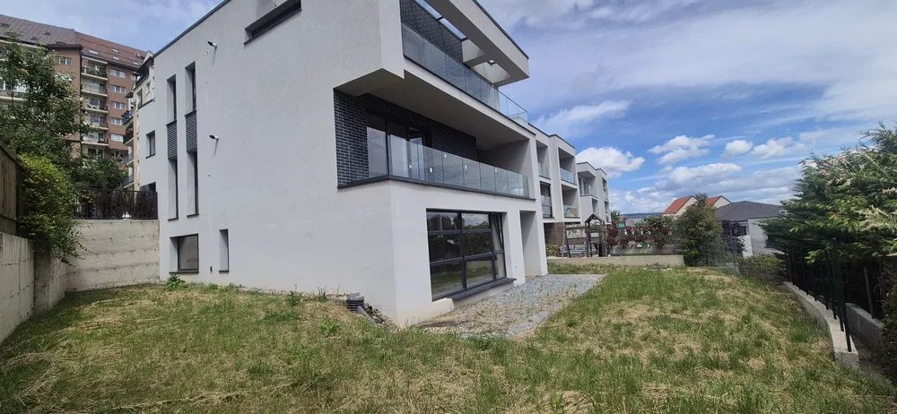 Apartament pe două niveluri cu grădină, 160 mp – Str. Edgar Quinet – fotografia 3 din 6