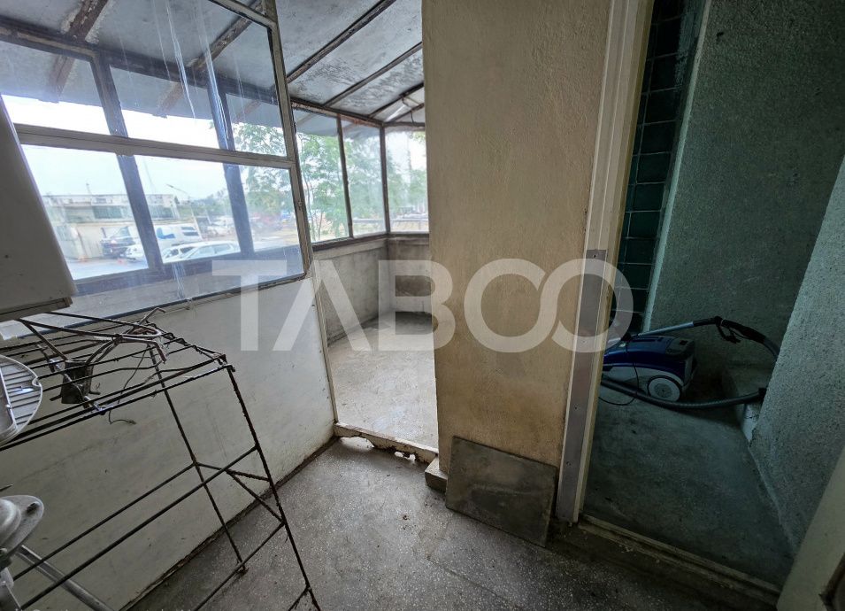 Apartament decomandat 4 camere 4 balcoane 2 bai etaj 1 Central Sibiu – fotografia 20 din 22
