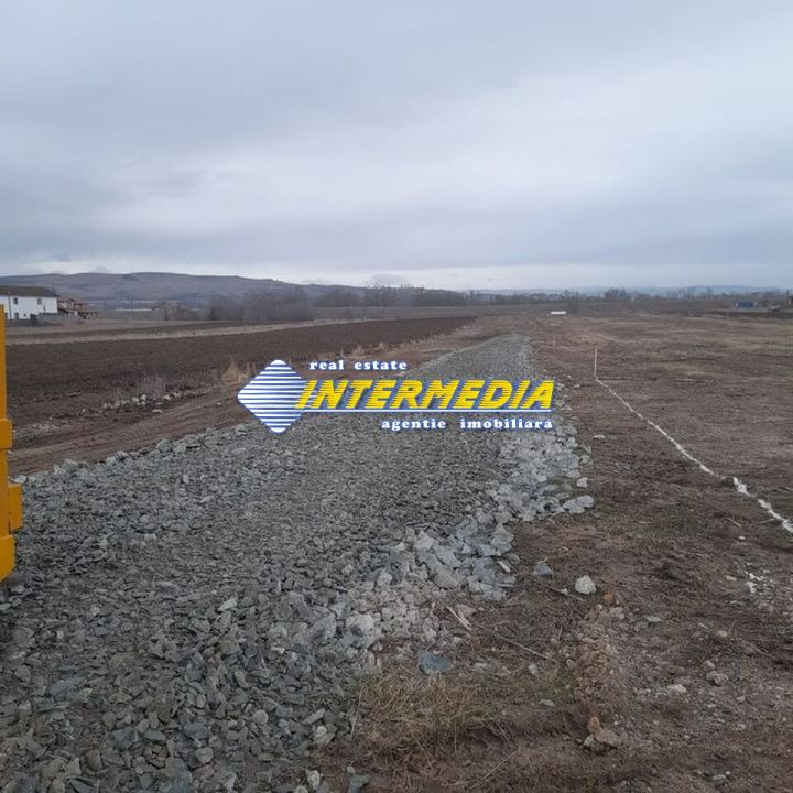 Parcele de Teren Intravilan Alba Iulia Zona Partos suprafete 615 -700 mp – fotografia 1 din 3