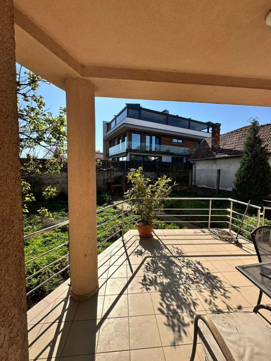 Oportunitate de investiție! Casă de vanzare, cu 8 camere, 382 mp, zona Gruia – fotografia 11 din 11