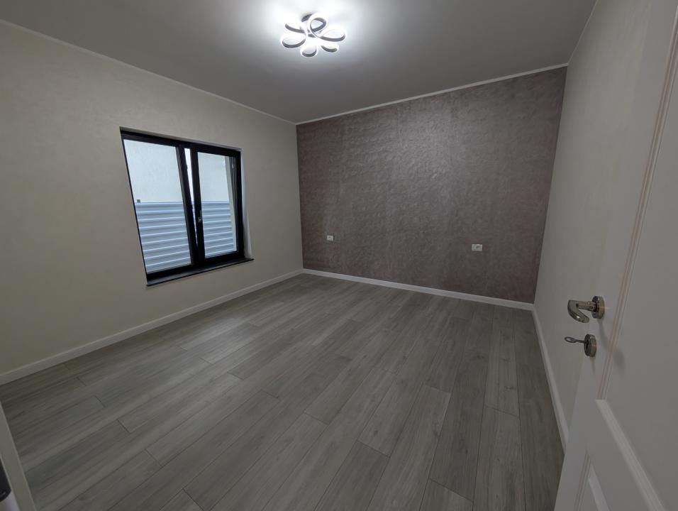 Casa premium! Hemeiusi 3 dormitoare,3 bai , terasa beci – fotografia 5 din 12