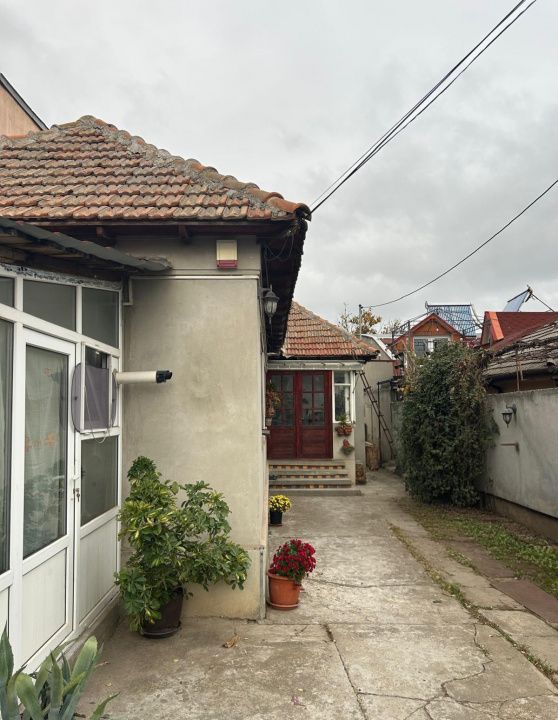 Casă de vânzare | Constanța Km 5 | 3 camere | Teren 235 mp – fotografia 5 din 11