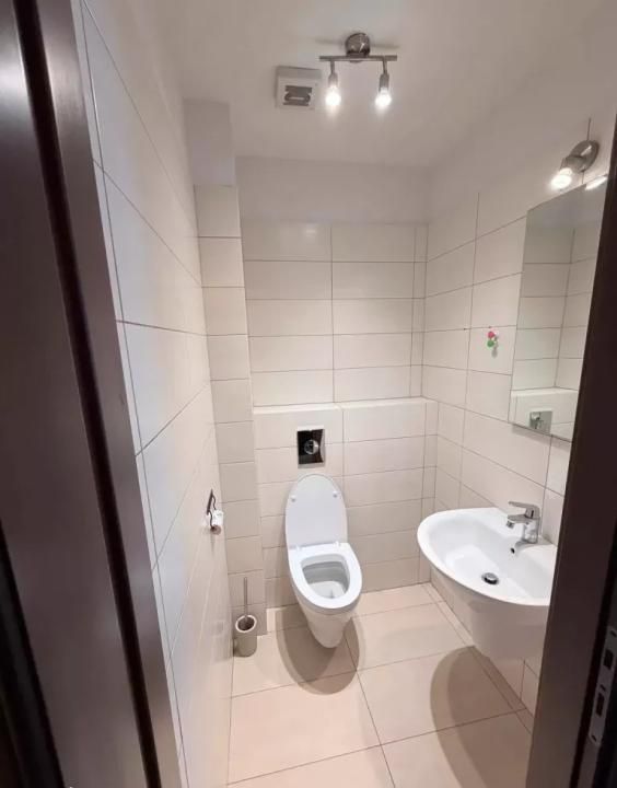 2 Camere de inchiriat | P-ta Romana | Centrala | Mobilat Partial | 95MP – fotografia 6 din 8