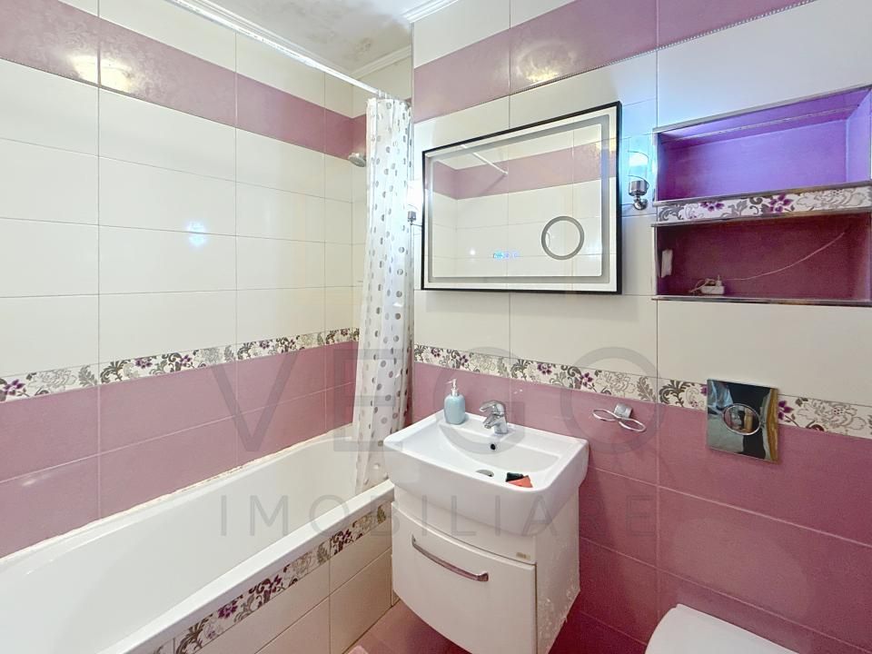 3 camere decomandate, balcon, zona Centrala - Piata Cipariu-Fac.Drept – fotografia 12 din 15