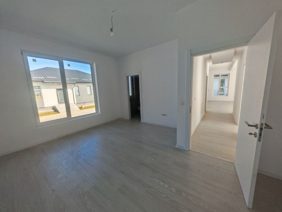READY TO MOVE |4 camere | 230 mp curte – fotografia 18 din 18