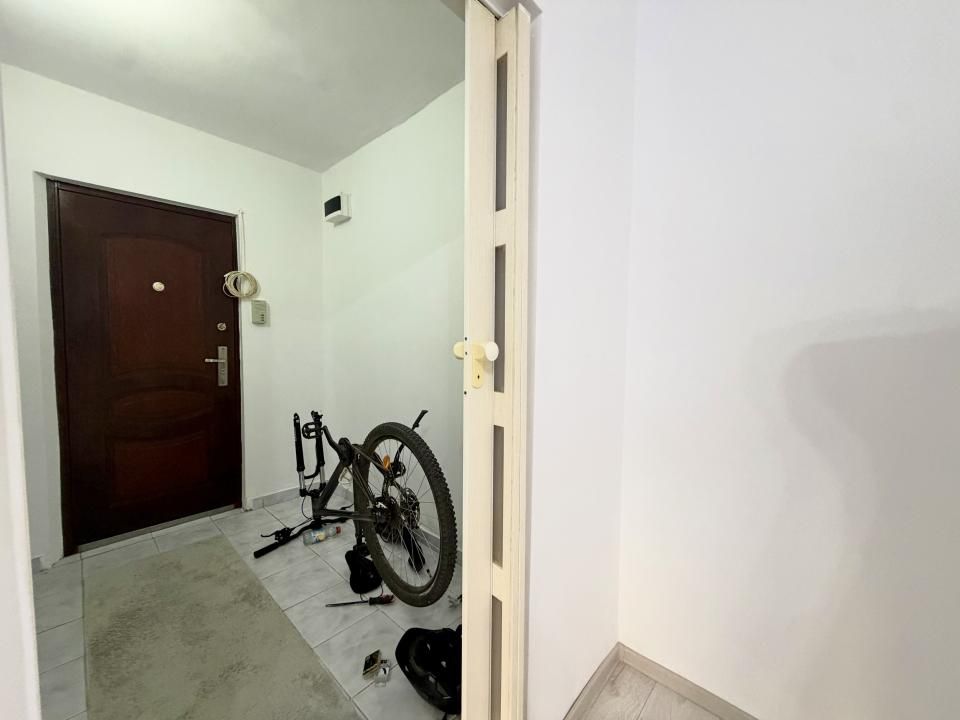Apartament renovat, 1 camera, 28 mp utili, parter inalt- Zona Lipovei – fotografia 5 din 5