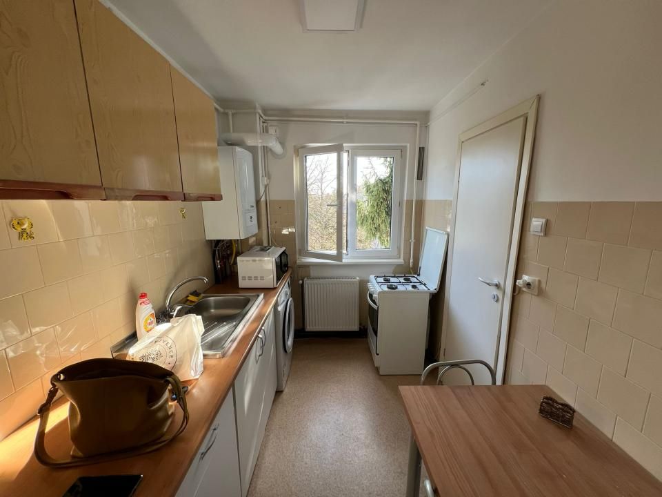 De inchiriat apartament 2 camere Padis – fotografia 7 din 11