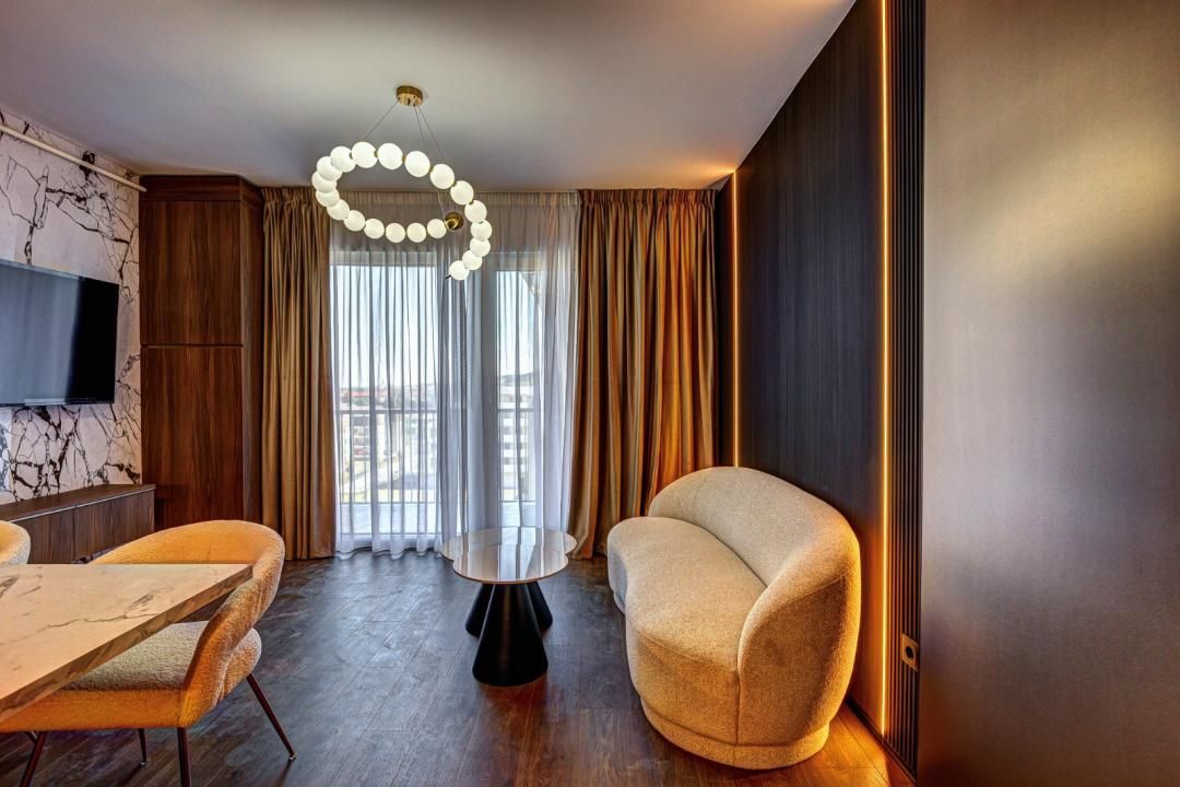 Apartament 2 Camere, LUX, 54 mp, lift, panoramic, zona Eroilor! – fotografia 1 din 10