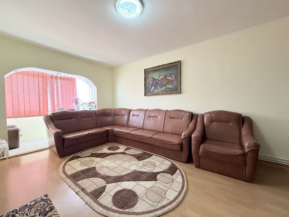 Apartament cu 3 camere de închiriat – Zona Anda – fotografia 10 din 10