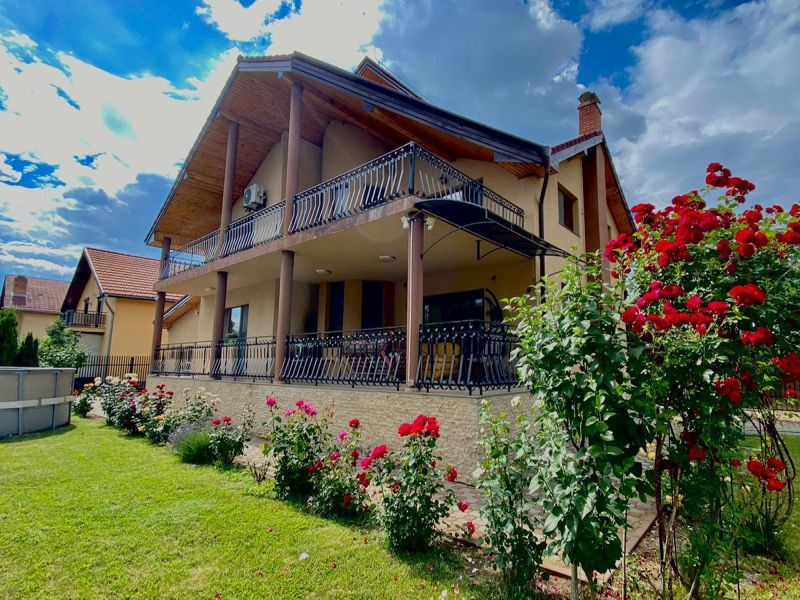 Casa D+P+1 Garaj dublu 2 Terase 925 mp Teren CETATE Kaufland Finisata Mobilata – fotografia 30 din 65