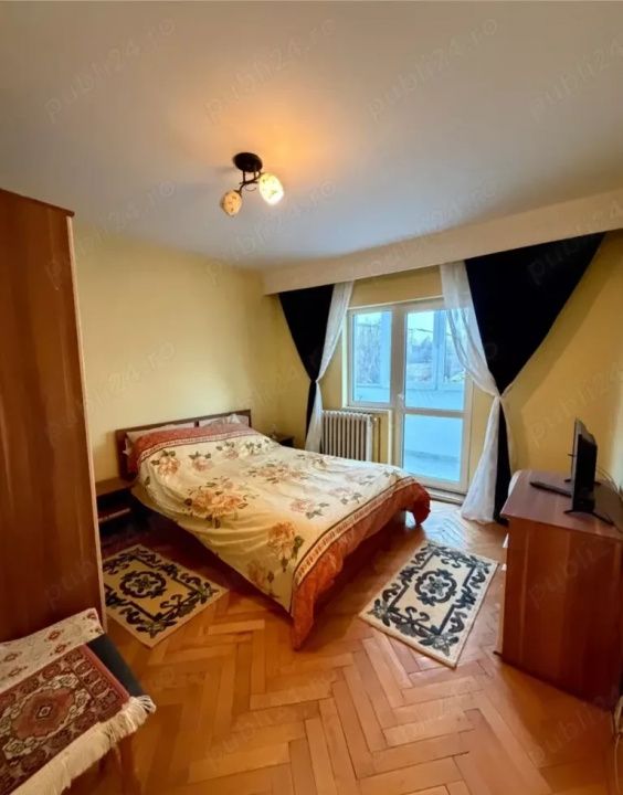 Apartament 2 camere, Zona Tolstoi, decomandat, 2 balcoane – fotografia 2 din 7