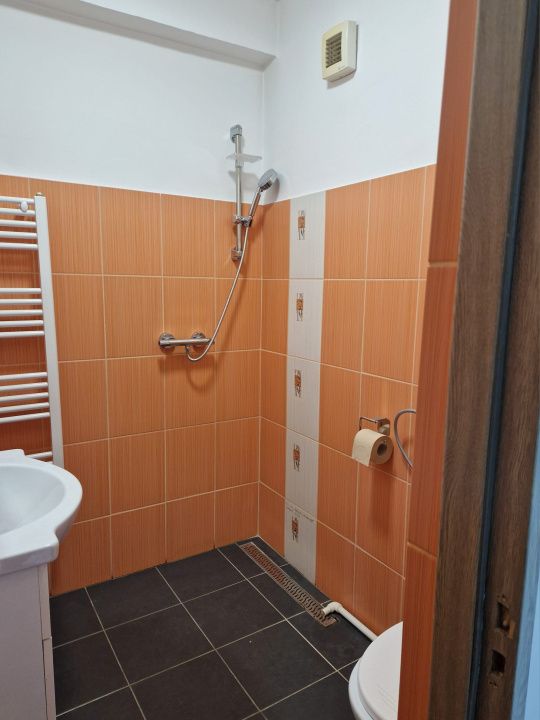 Central, birou cu acces din curte pe Str. Aurel Suciu – fotografia 6 din 7