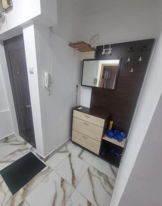 Inchiriere apartament 2 camere cu loc de parcare, zona Pajura – fotografia 7 din 8