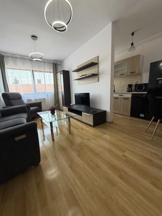 Apartament 3 camere | 2 băi | Parcare inclusă | Lift | Disponibil imediat – fotografia 2 din 17