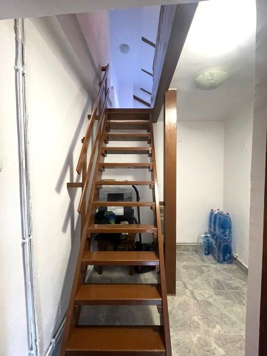 Zona UMF, casa de inchiriat cu curte – fotografia 7 din 13