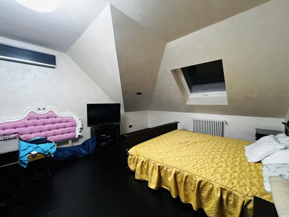 Vila cu 7 camere si piscina exterioara - Dumbravita - zona Decathlon – fotografia 13 din 18