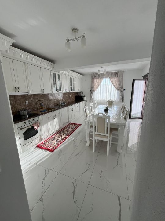 Casă premium, 260 mp utili, teren 1000mp-Dezmir – fotografia 4 din 16