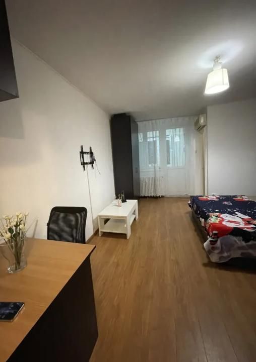 Garsoniera de vanzare | Basarabia | Metrou |  Bloc anvelopat | Mobilat – fotografia 3 din 13