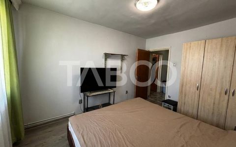 Apartament de vanzare  2 camere 47mp+7mp balcon zona Mihai Viteazul