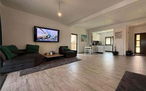 Duplex modern 4 camere, teren 380mp-Dezmir