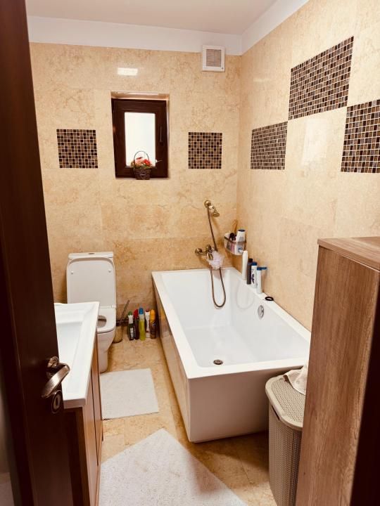 Proprietate premium | Zona Parcul Chindiei | 300 mp | 8 camere | Comision 0% – fotografia 15 din 18