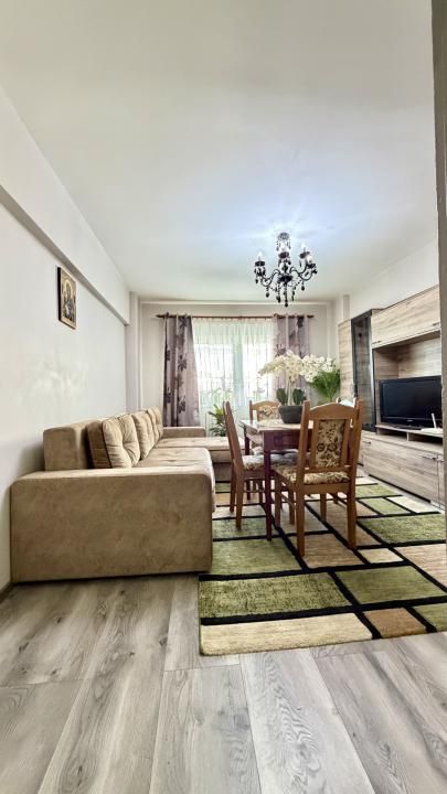 Apartament cu 4 camere,2bai,etaj intermediar,Manastur zona Piața Flora – fotografia 3 din 10