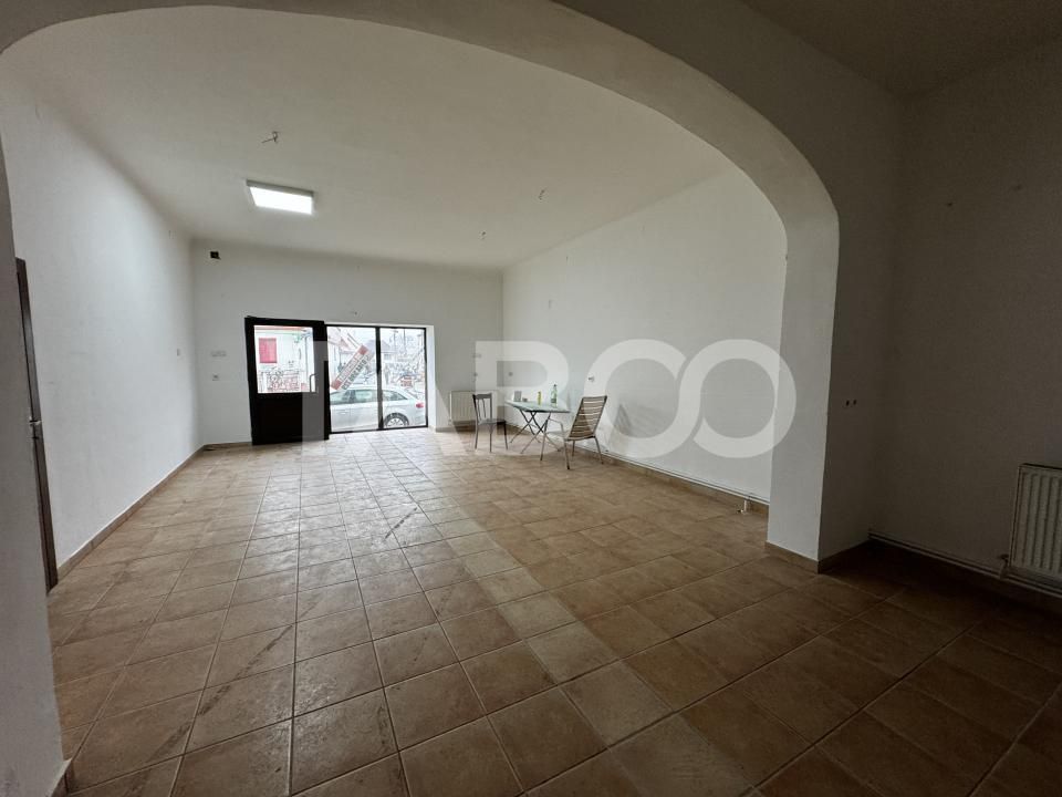Spatiu comercial 50 mp de inchiriat in centrul Cristianului cu vad bun – fotografia 8 din 8