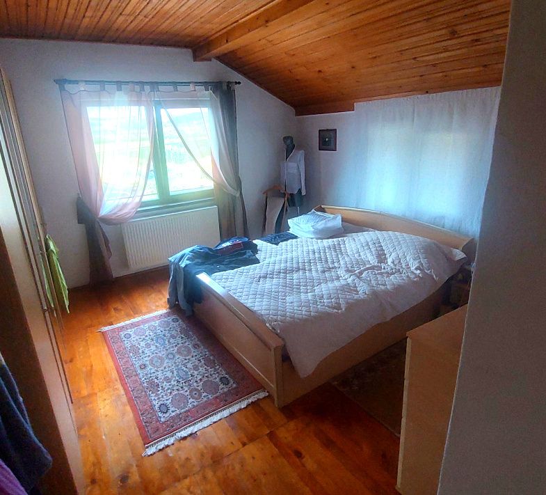 Casa Noua de vanzare P+E+M cu 3250 mp teren in Zona Ciugud – fotografia 4 din 9