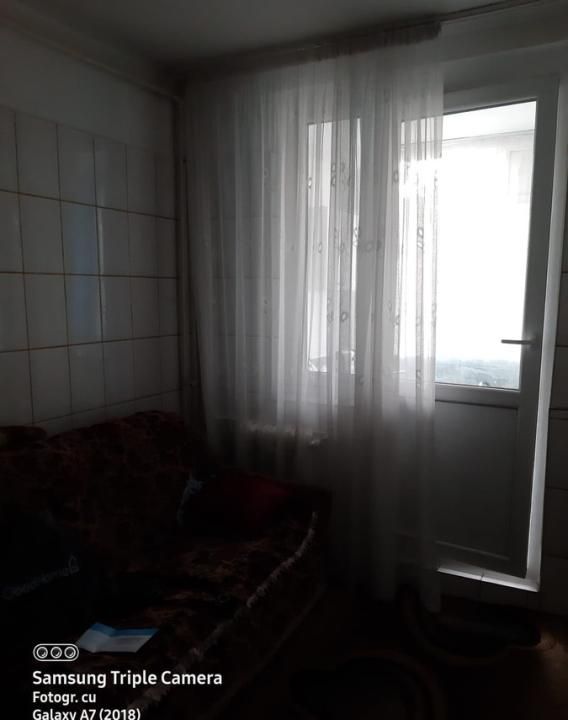 Negru Voda, Apartament 2 camere, decomandat, balcon mare, Școala 14 Pitești – fotografia 8 din 11