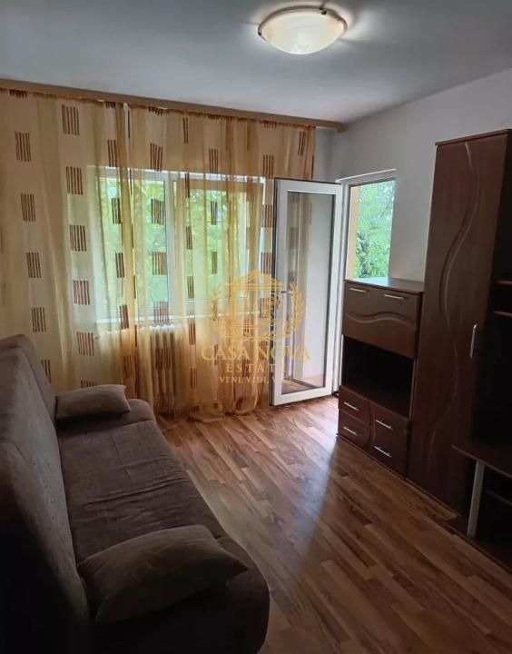 Apartament 4 camere 75mp, balcon 4mp, etaj intermediar, Zorilor – fotografia 1 din 8