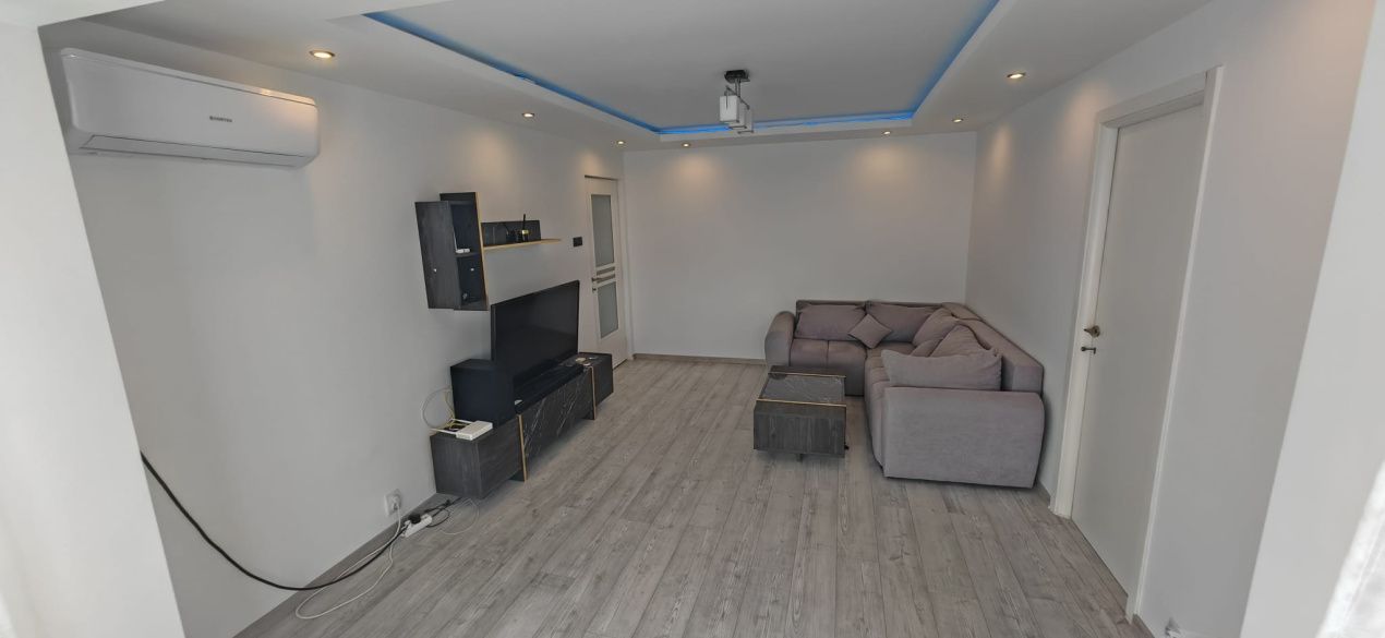 Apartament 2 camere, 41 mp, Craiovita Noua, zona Fortuna – fotografia 2 din 6