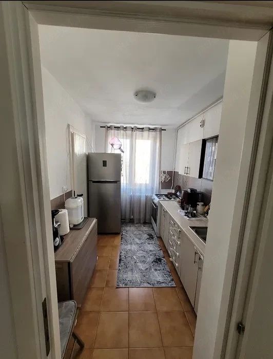 3 Camere | Bloc Reabilitat | Metrou 1 Decembrie 1918 | Zona Ozana – fotografia 4 din 5