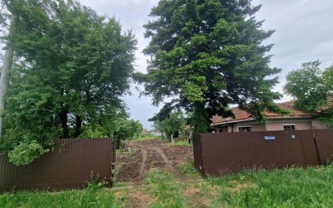 TEREN 828 MP + CASA 63 mp demolabila, Fundeni - Frunzaresti, Toate utilitatile