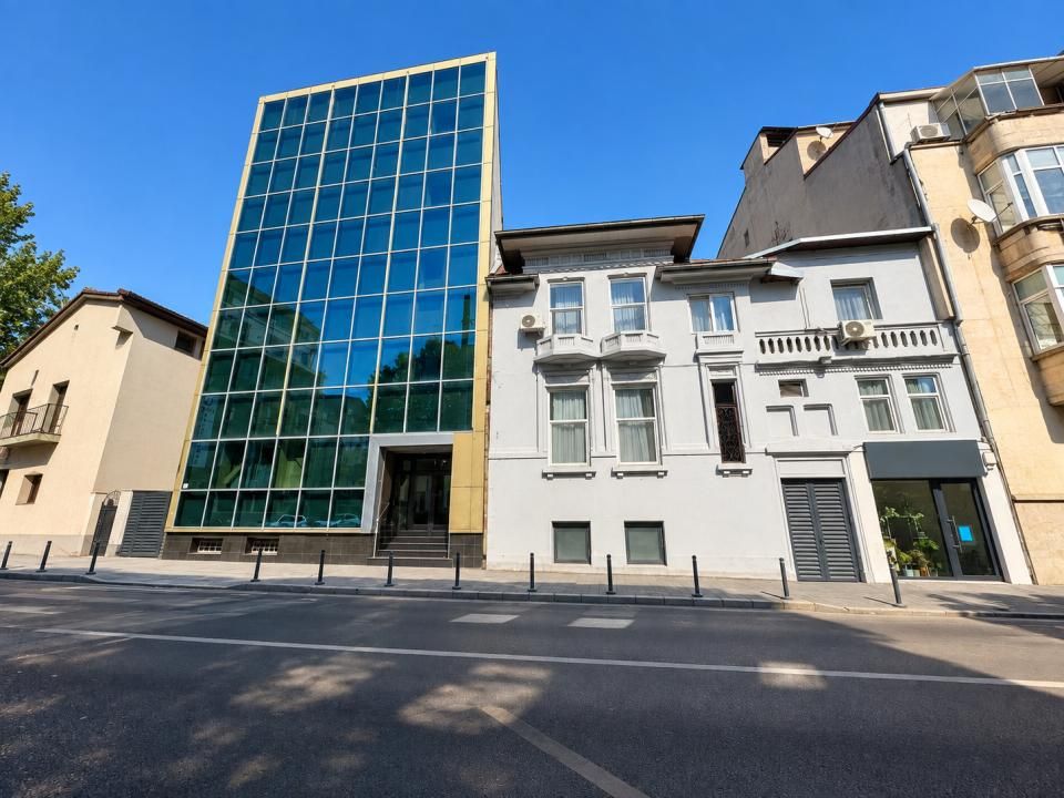 Cladire hoteliera complet echipată | 28 unitati de cazare | 2.186 mp – fotografia 1 din 33