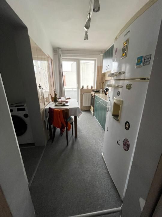 Apartament 2 camere, decomandat, zona Hermes – fotografia 3 din 6