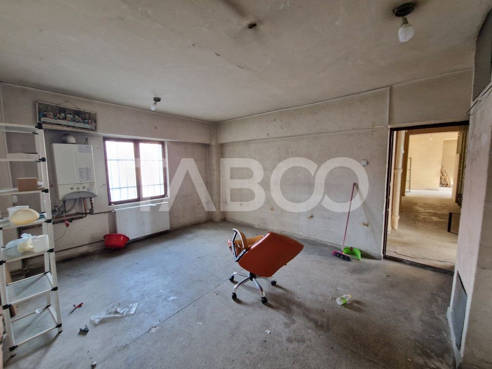 Spatiu comercial sau birouri in Turnisor la parter cu vad stradal – fotografia 9 din 16
