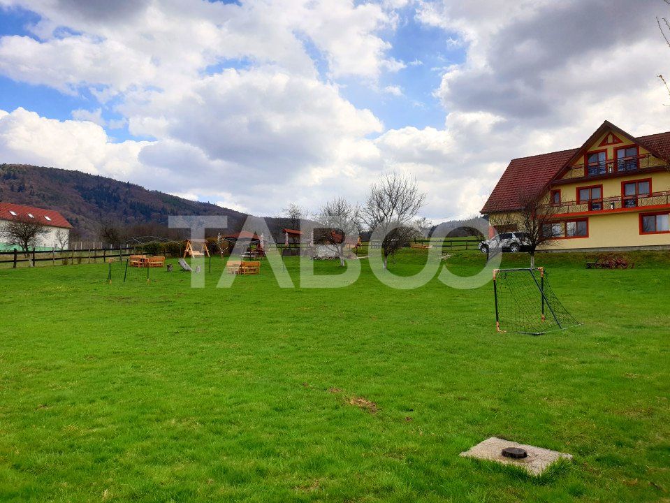 EXCLUSIVITATE Pensiune 9 camere 615 mpu 3600 mp teren in Fantanele – fotografia 5 din 35