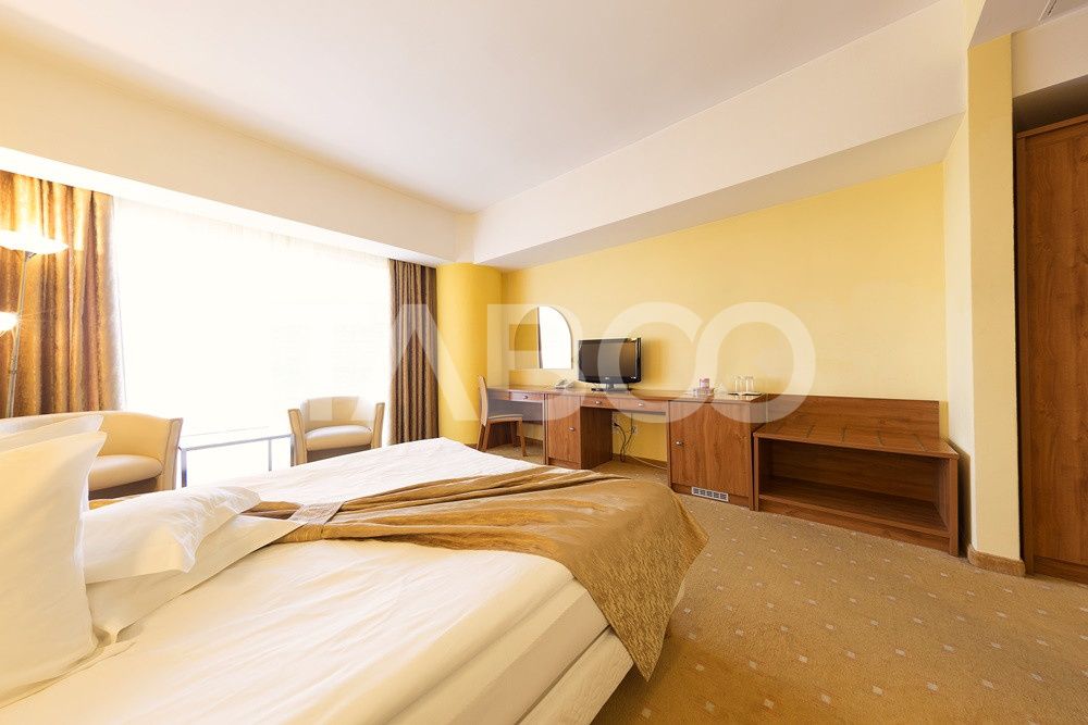 Hotel de 3* si 4* cu 64 de camere in Alba Iulia ultracentral – fotografia 16 din 37