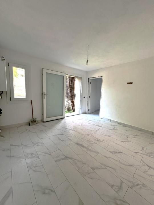 Apartament cu 2 camere ,Micro 8 ,Aleea Grivita – fotografia 1 din 5