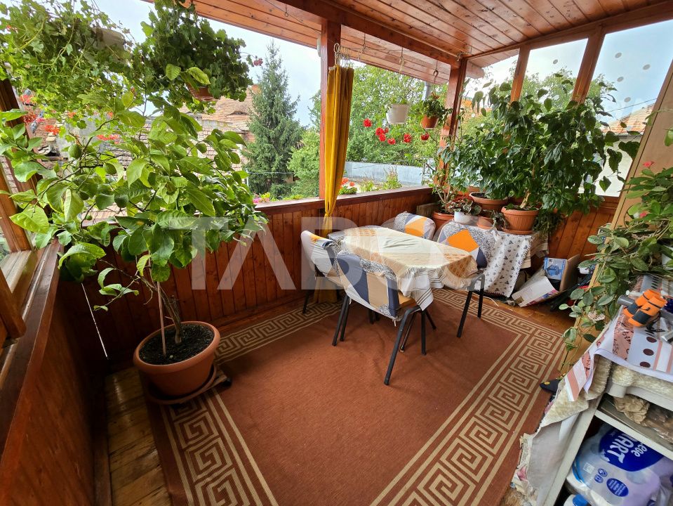 Apartament decomandat 4 camere 130mpu pivnita acces auto Orasul de Jos – fotografia 3 din 30