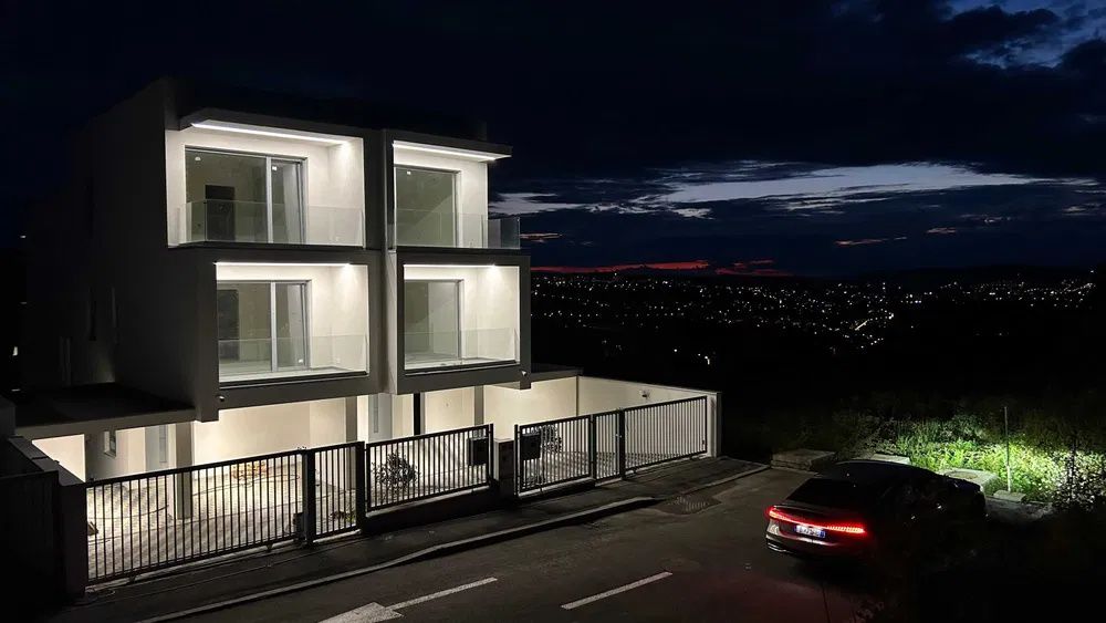 Duplex cu CF,140mp utili,310mp teren, in Borhanci – fotografia 1 din 16