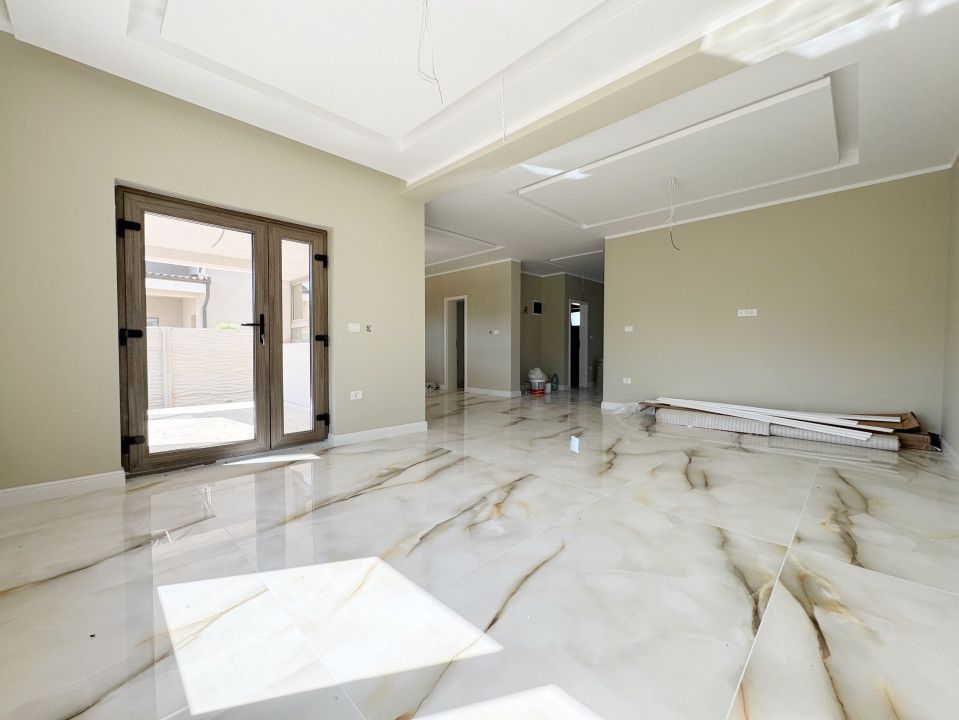 CASA INDIVIDUALA NOUA, 5 camere, 460 mp teren, 150 mp utili - Giroc – fotografia 3 din 20