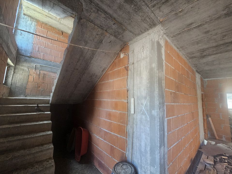 Voluntari-Catedrala, vila 7 camere P+1+M, teren 347mp – fotografia 13 din 25
