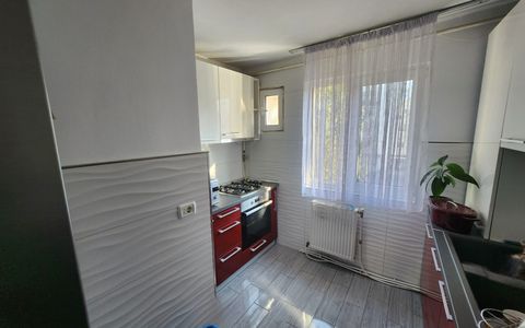 Apartament de vanzare 4 camere si parcare in Manastur, etaj intermediar!