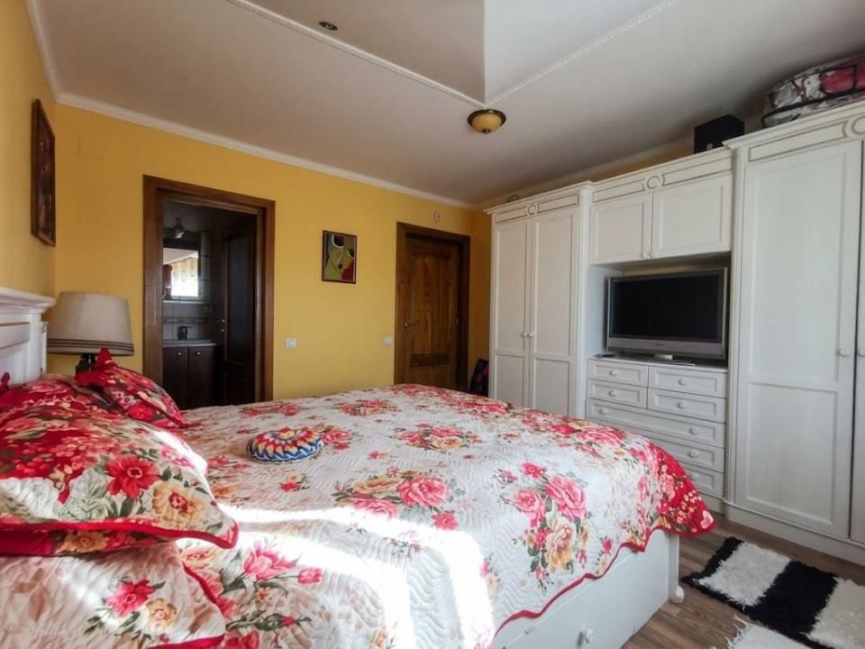 Casa de vanzare cu 4 camere, cartier Grigorescu, Oradea – fotografia 6 din 23