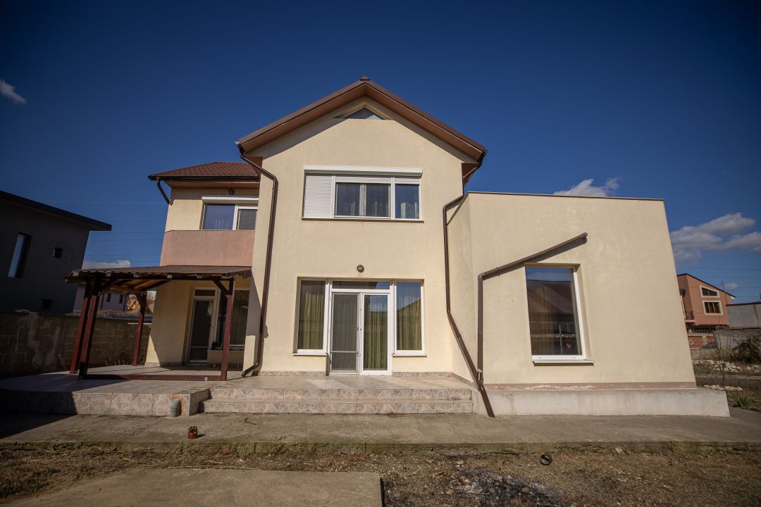 Casă P+1 de vânzare în Năvodari – 250 mp utili, teren 558 mp │Comision 0% – fotografia 17 din 45